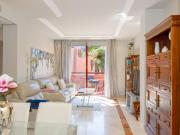 Piso en venta en Marbella, Romana Playa. Apartamento en...