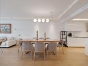 Piso en venta en Marbella, Romana Playa. Gran piso en...