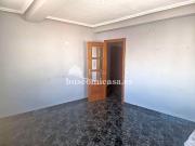 Piso en venta en Martos. Oportunidad de Piso cerca de...