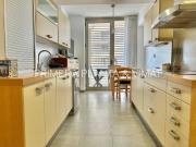 Piso en venta en Mataró, Eixample. Amplio y junto al...