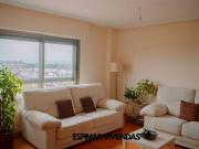 Piso en Venta en Miralbueno