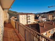 Piso en venta en Olot. Pisos.