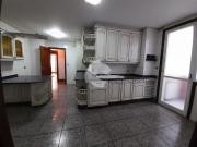Piso en venta en Ourense, Centro. AMPLIO PISO CON...
