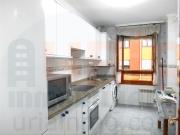 Piso en venta en Oviedo, Argañosa. Piso de dos...