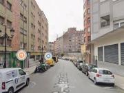 Piso en venta en Oviedo, Milán Pumarín. Amplio Piso en...