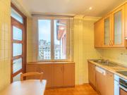 Piso en venta en Pamplona Iruña, San Juan. Piso muy...