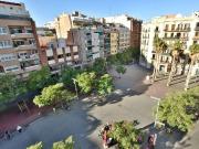 Piso en venta en plaza De Las Navas, Barcelona, de 52 m²...