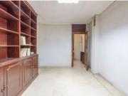 Piso en venta en pleno centro de Granada – Planta alta,...