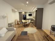 Piso en venta en rambla De Badal, Barcelona, de 85 m² 2...