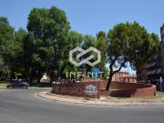 Piso en Venta en Reyes Católicos