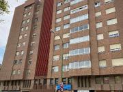 Piso en Venta en Reyes Católicos