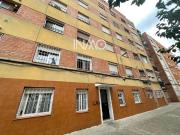 Piso en venta en Rubí, Centre. Piso en Rentabilidad en...