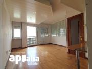 Piso en venta en Sabadell, Campoamor. CON BALCÓN Y PLAZA...