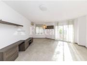 Piso en venta en Sabadell, Eixample. Ampli pis de 4 hab....