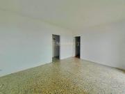 Piso en venta en Sabadell, Espronceda. Acogedor...