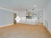 Piso en venta en Sant Adrià de Besos, de 77 m² 4...