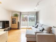 Piso en venta en Sant Cugat del Vallès, de 68 m² 2...