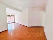 Piso en venta en Santa Coloma de Gramanet, de 74 m² 3...