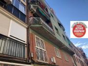 Piso en venta en Santa Coloma de Gramanet, de 77 m² 3...