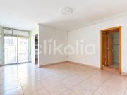 Piso en venta en Santa Coloma de Gramenet, Fondo. Pisos...