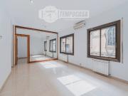 Piso en Venta en Sants