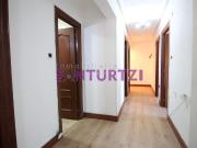 Piso en venta en Santurtzi, Kabiezes. Vivienda de cuatro...
