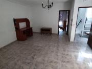 Piso en venta en Sevilla, La Plata. Amplio piso en...