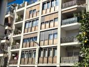 Piso en venta en Sevilla, Los Remedios. Piso con una...