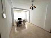Piso en venta en Sevilla, Los Remedios. Pisos.