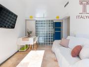 Piso en venta en Sevilla, San Gil. Piso de 2 dormitorios...