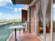 Piso en venta en Talamanca. Práctico piso esquinero y...