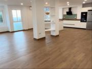 Piso en venta en Tomares, Santa Eufemia. Piso exclusivo...