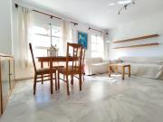 Piso en venta en Torremolinos, Montemar. Piso de 2...