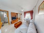 Piso en venta en Torrevieja, El Acequión. Acogedor...