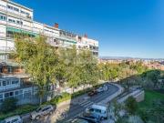 Piso en Venta en Valdezarza