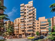 Piso en Venta en Valdezarza