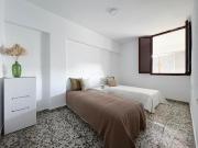 Piso en venta en Valencia, Beteró. PISO DE TRES...