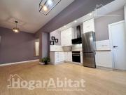 Piso en venta en Valencia, Ciutat Fallera. REFORMA A...