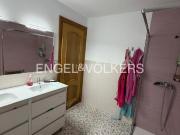 Piso en venta en Valencia, Torrefiel. Gran oportunidad...