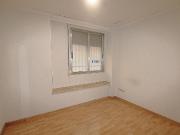 Piso en venta en Valencia, Torrefiel. Piso para reformar...