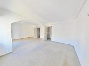 Piso en venta en Valencia, Torrefiel. Pisos.