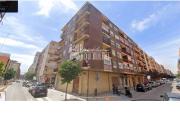 Piso en venta en Valencia, Torrefiel. Venta de amplio...