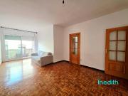 Piso en Venta en Vila de Gràcia