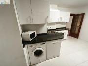 Piso en venta en Vitoria Gasteiz, Txagorritxu. AMPLIO...