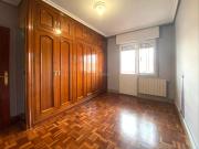 Piso en venta en Vitoria Gasteiz, Txagorritxu. Pisos...