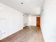 Piso exclusivo 3 Dormitorios con patio a metros de Bv. Oroño