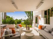 Piso de lujo de 140 m2 en venta en Estepona, Andalucía