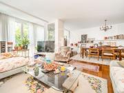 Piso de alto standing de 198 m2 en venta en Madrid, España
