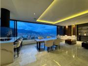 Piso exclusivo en venta en Medellín, Departamento de...
