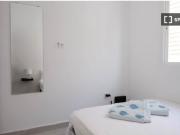 Piso Exterior de 25m2 en la zona de Zofio SAN2